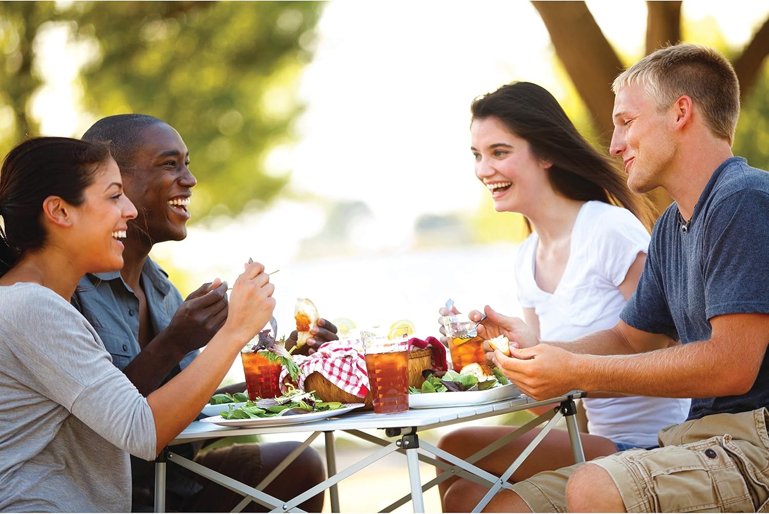 Coleman Outdoor Folding Table, Sturdy Aluminum Camping Table with Snap-Together Design, Seats 4 & Carry Bag Included, Great for Camping, Tailgating, Grilling, Hunting, Outdoor Dining & More